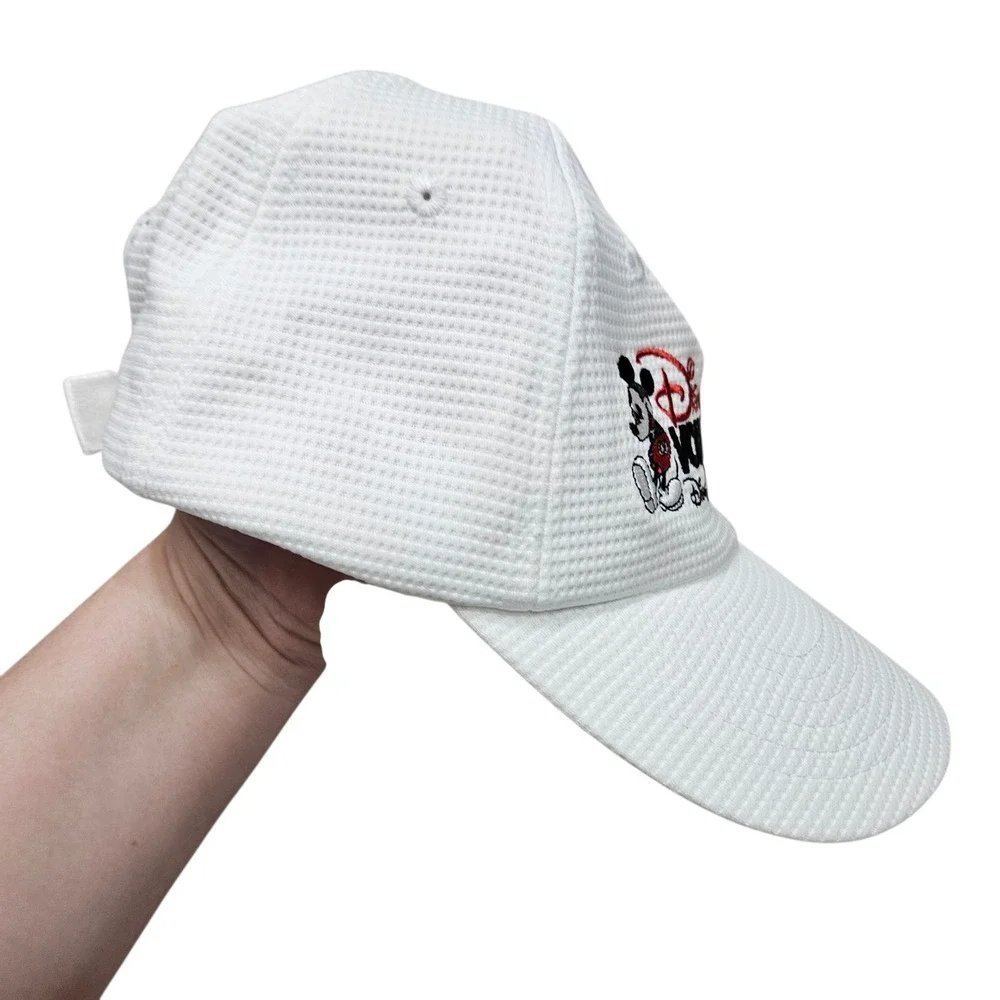 Disney VoluntEARS NWT White Baseball Cap‎ Competition Mesh Hat ABC ESPN